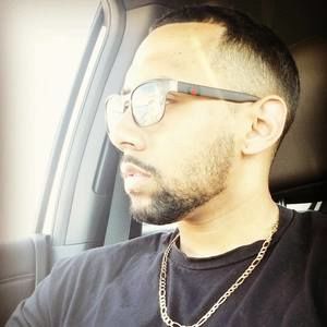 Meet your Posher, Christopher